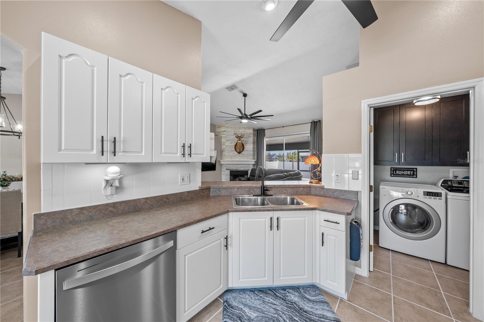 141 LONG PINE DR, DELTONA, FL, 32725