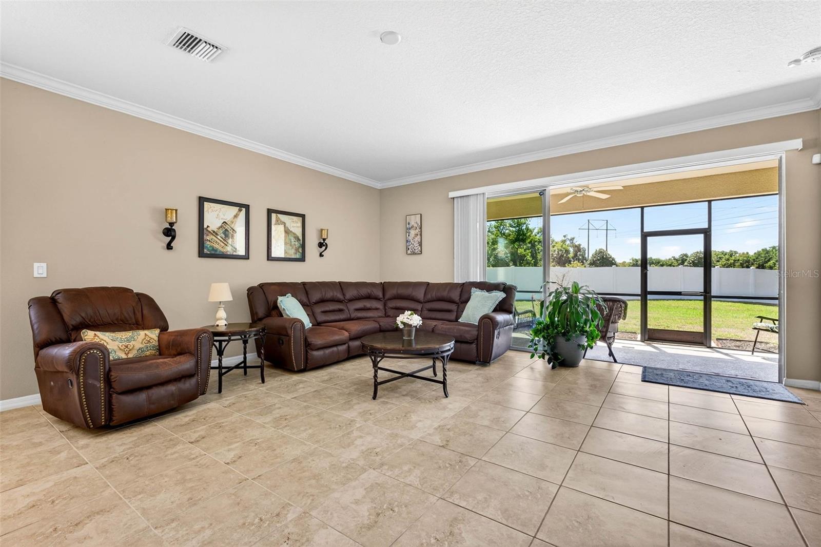 8238 WILLOW BEACH DR, RIVERVIEW, FL, 33578
