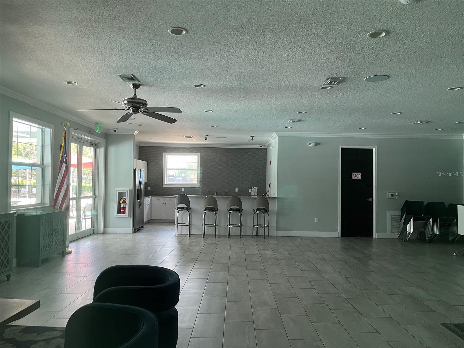 8238 WILLOW BEACH DR, RIVERVIEW, FL, 33578