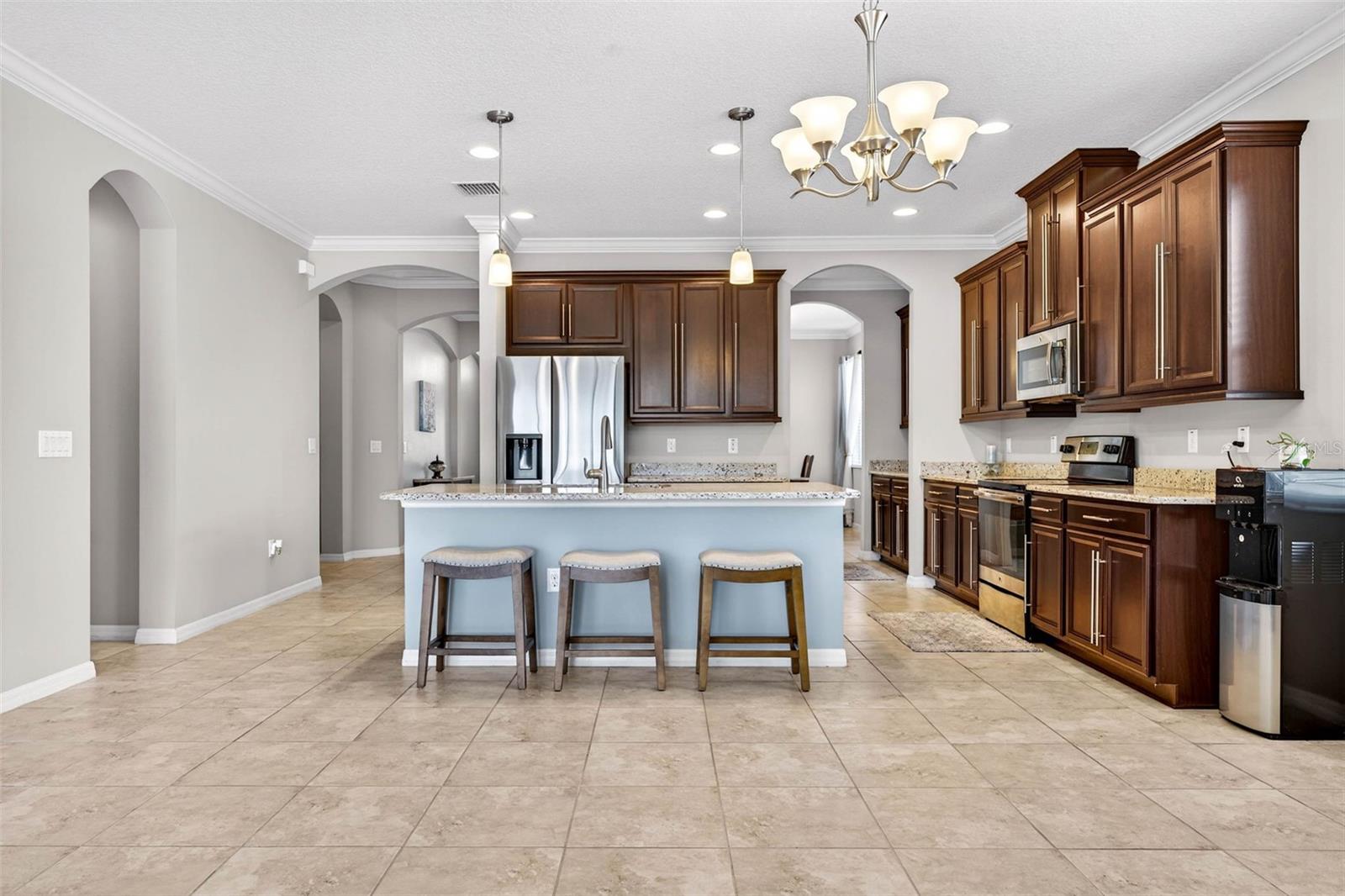 8238 WILLOW BEACH DR, RIVERVIEW, FL, 33578