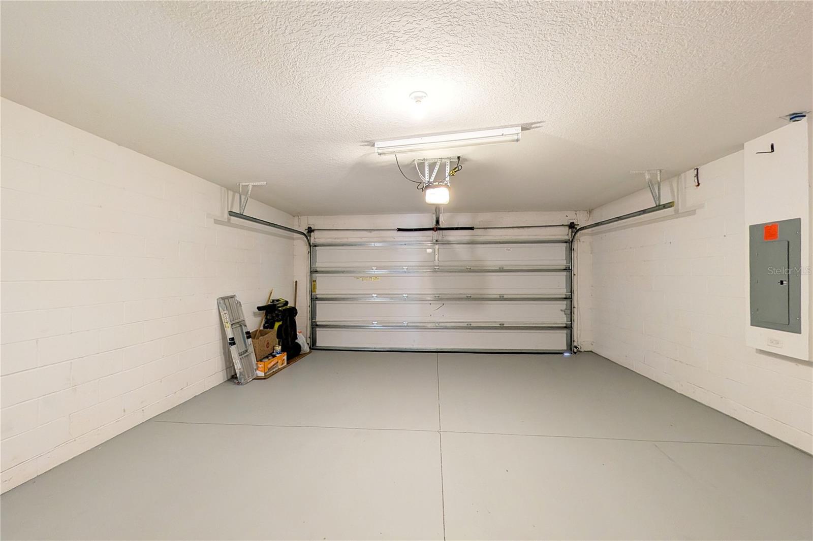 153 CABRILLO DR, GROVELAND, FL, 34736