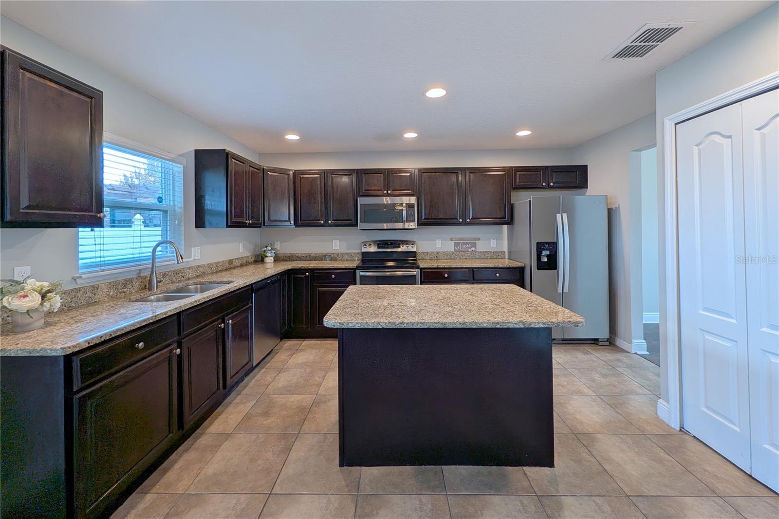 153 CABRILLO DR, GROVELAND, FL, 34736