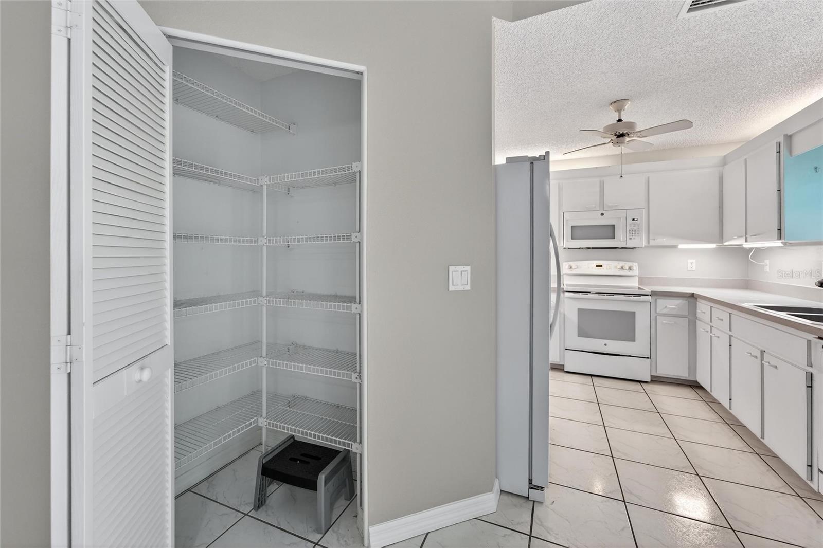 5644 29TH STREET CIR E, BRADENTON, FL, 34203