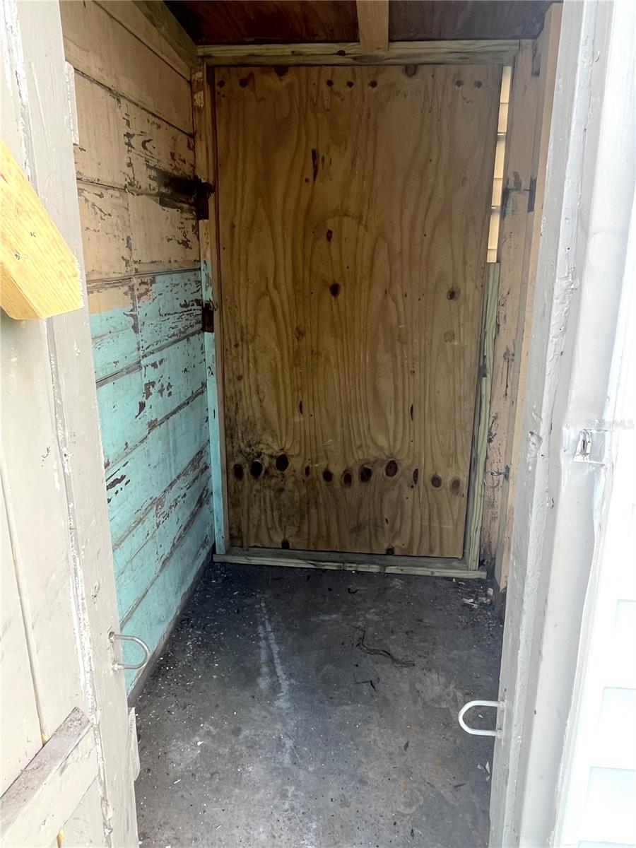 TB8486984 Property Photo