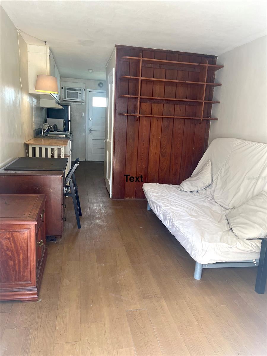 TB8486984 Property Photo