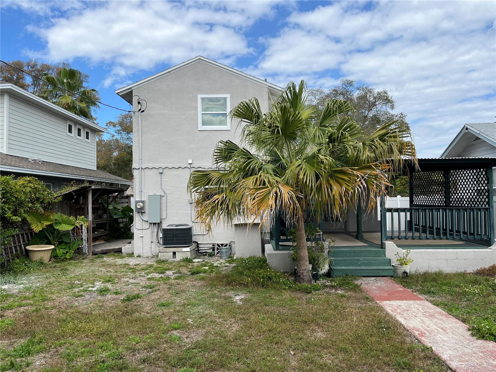 TB8486984 Property Photo