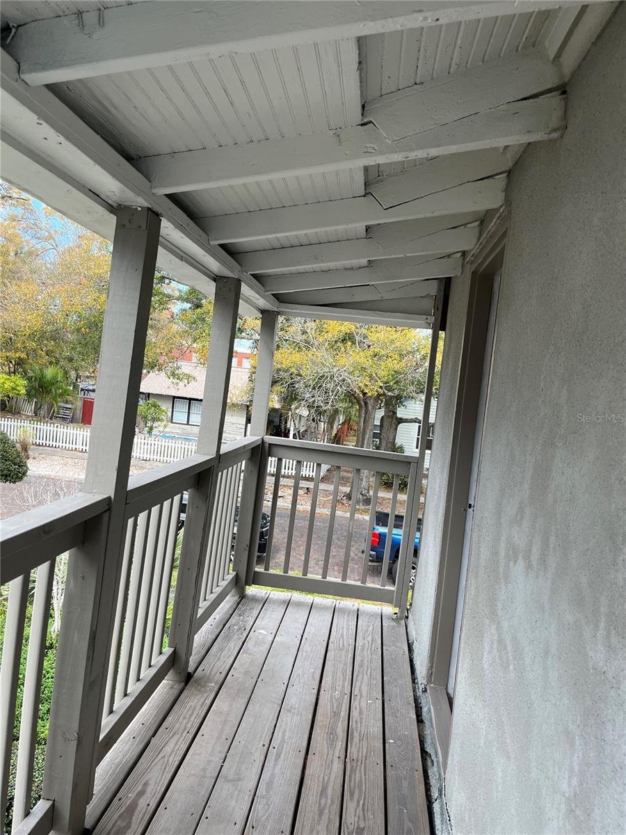 TB8486984 Property Photo