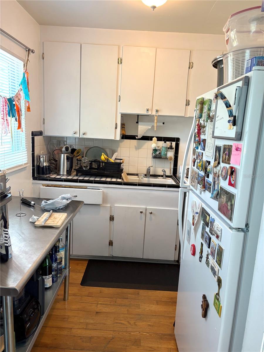 TB8486984 Property Photo