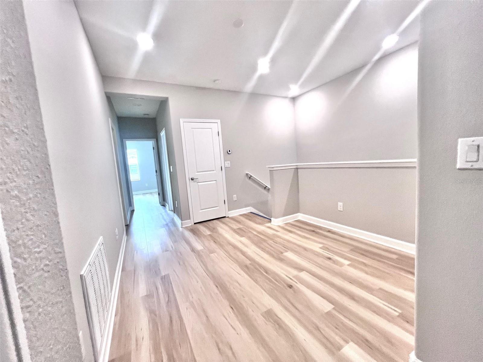 18604 NOBLE CASPIAN DR, LUTZ, FL, 33558