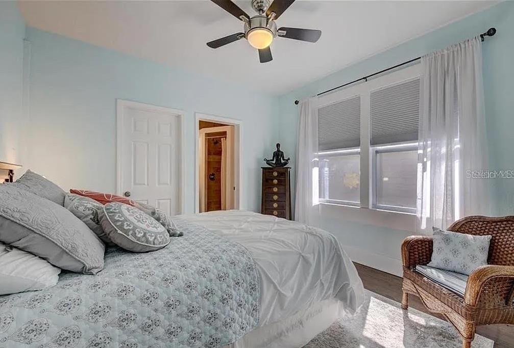 1024 16TH AVE N, ST PETERSBURG, FL, 33704