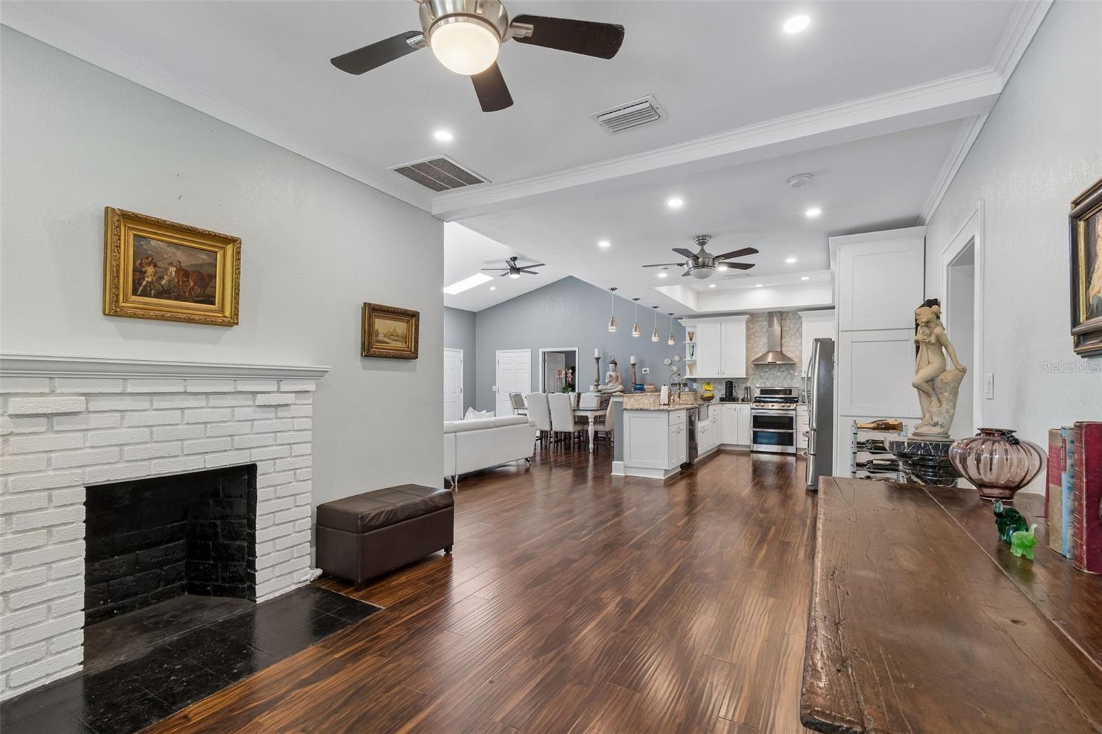 1024 16TH AVE N, ST PETERSBURG, FL, 33704