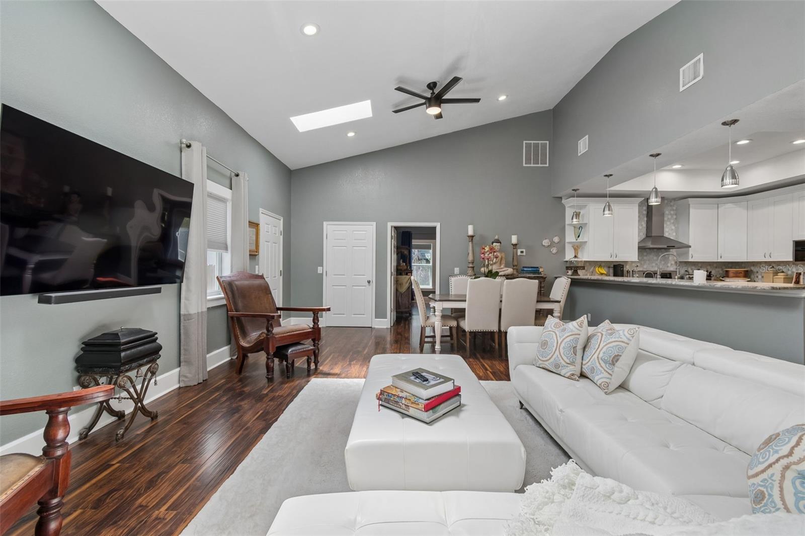 1024 16TH AVE N, ST PETERSBURG, FL, 33704