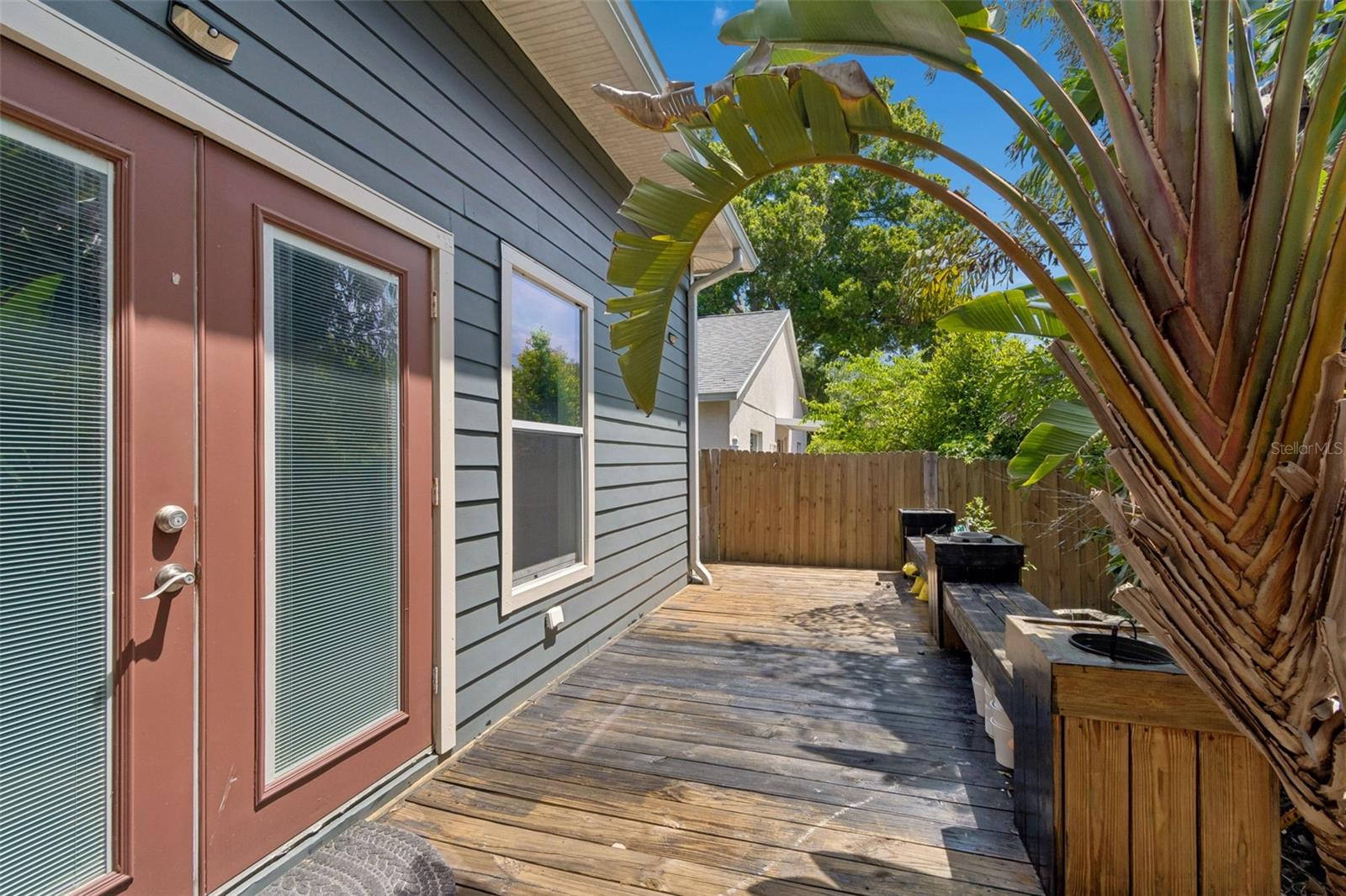 1024 16TH AVE N, ST PETERSBURG, FL, 33704