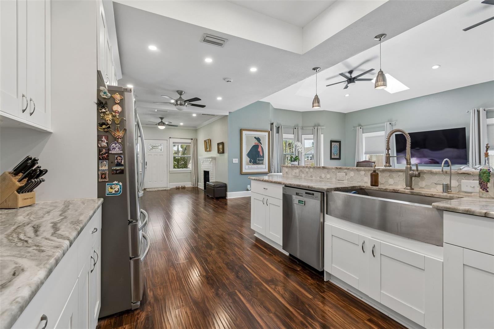 1024 16TH AVE N, ST PETERSBURG, FL, 33704