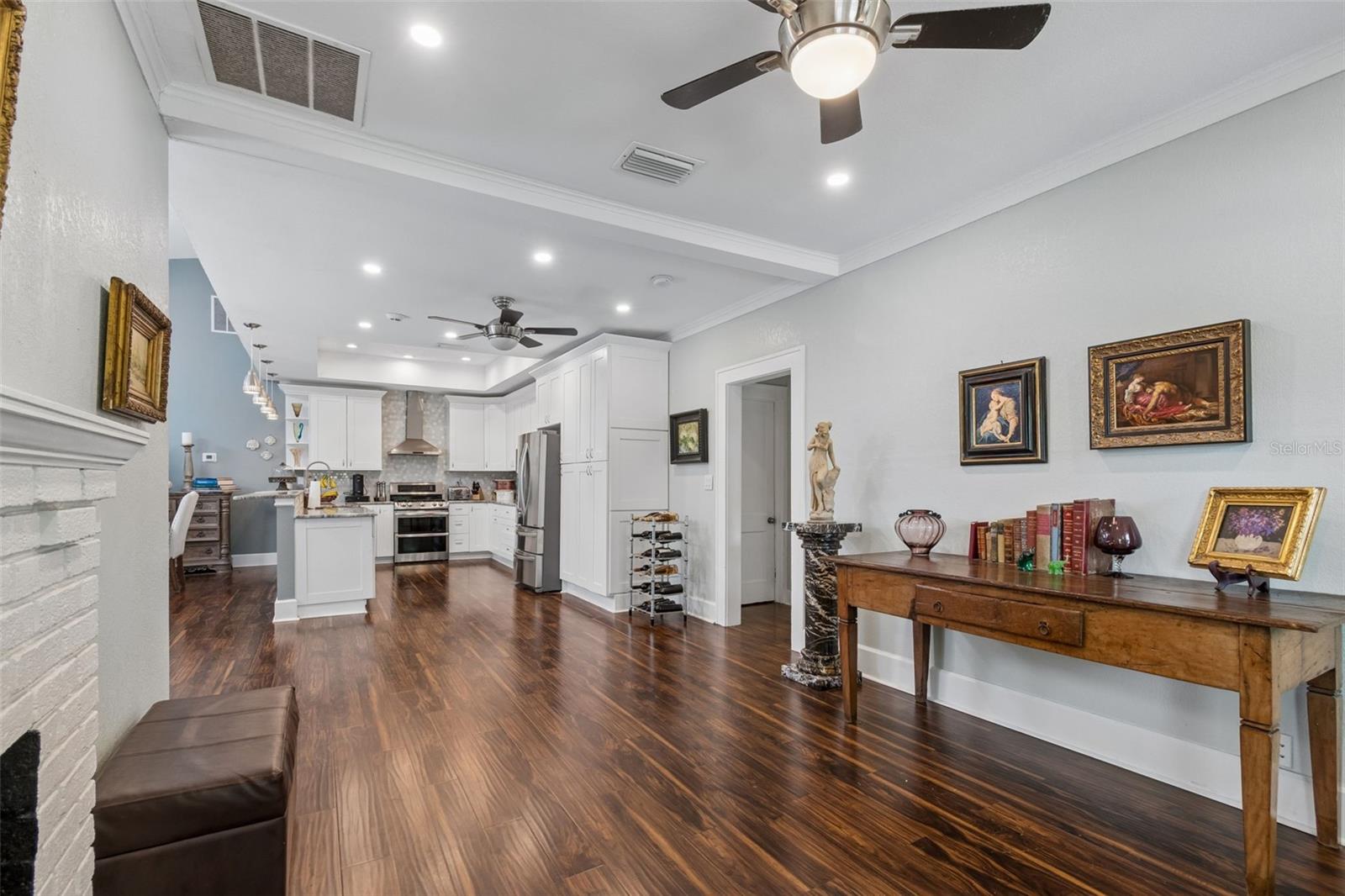 1024 16TH AVE N, ST PETERSBURG, FL, 33704