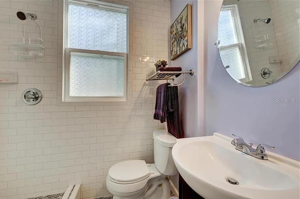 1024 16TH AVE N, ST PETERSBURG, FL, 33704