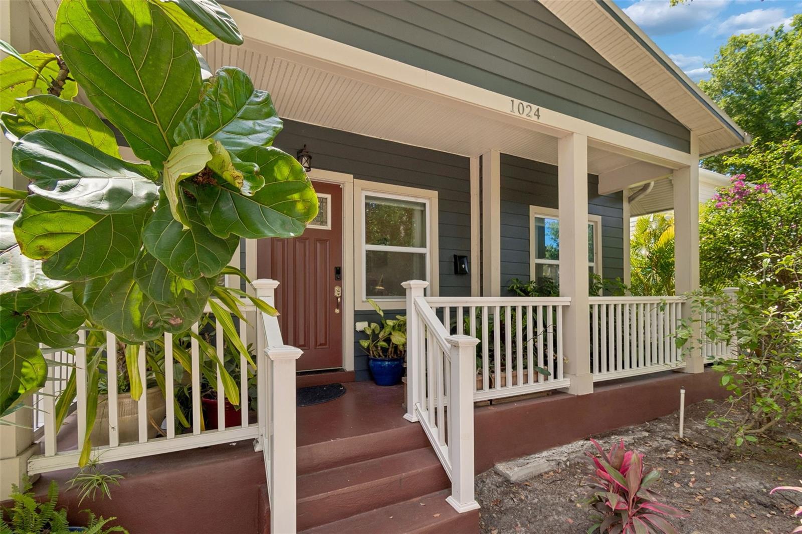 1024 16TH AVE N, ST PETERSBURG, FL, 33704