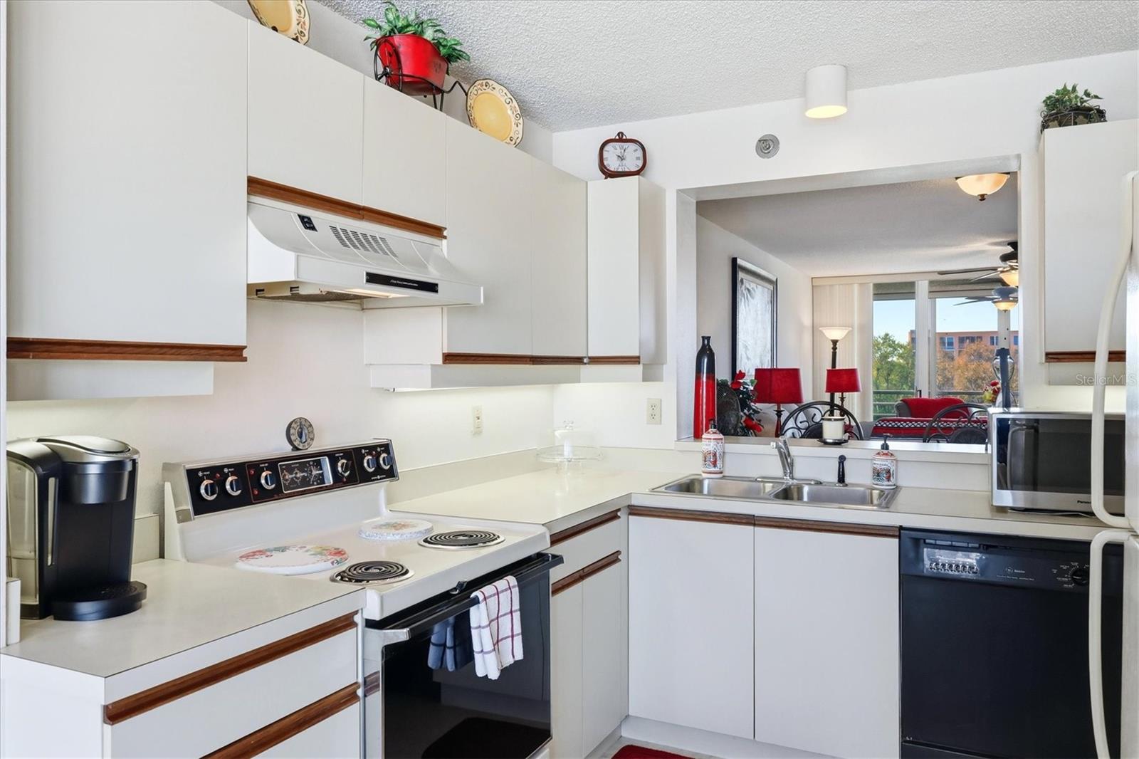 4460 FAIRWAYS BLVD. #302, BRADENTON, FL, 34209
