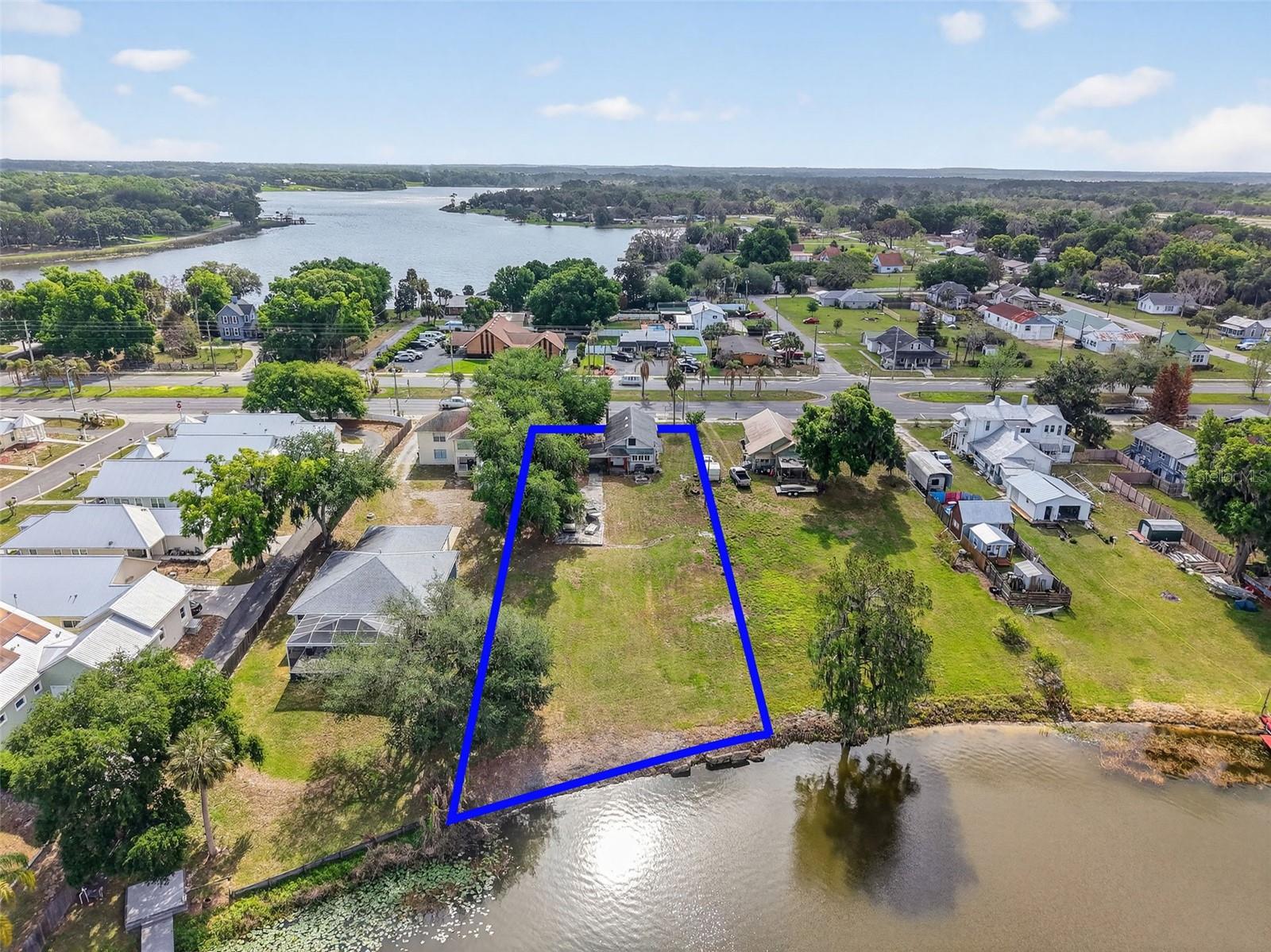 272 S CENTRAL/SR19S AVE, UMATILLA, FL, 32784