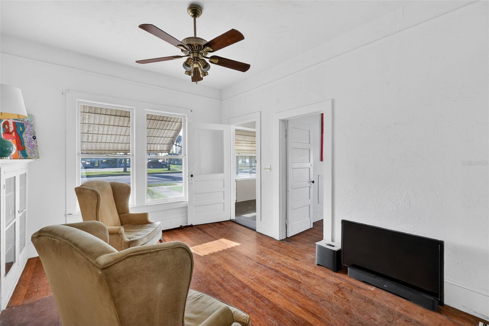 272 S CENTRAL/SR19S AVE, UMATILLA, FL, 32784