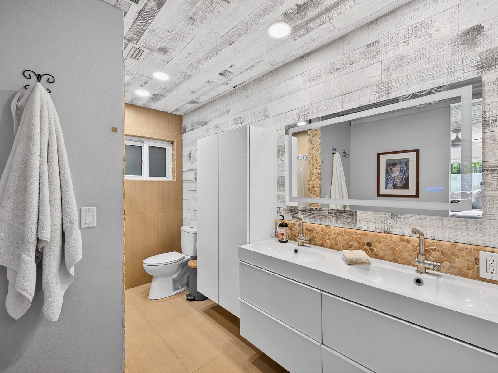 7311 PROCTOR RD, SARASOTA, FL, 34241