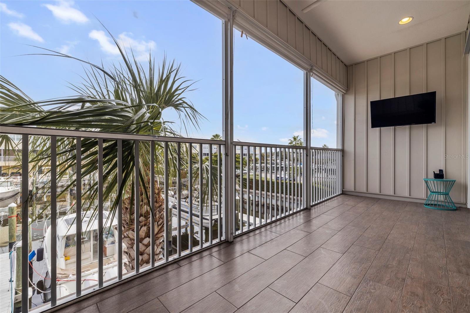 Upstairs screened balcony