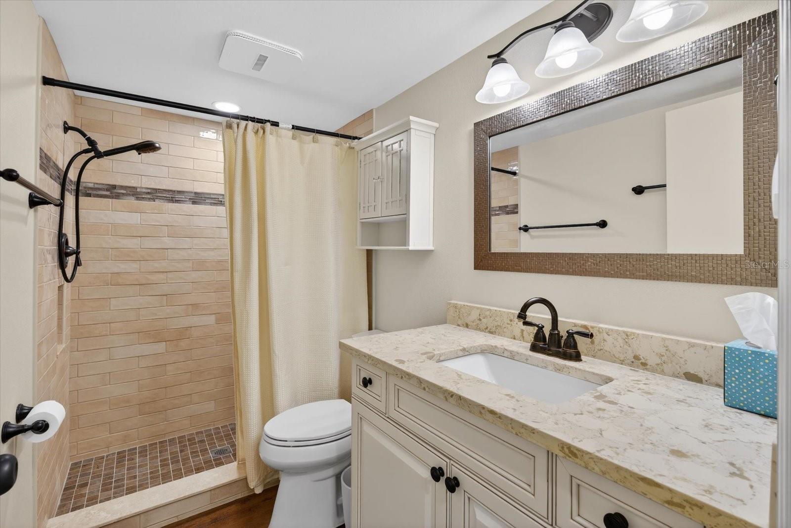 2522 CLUBHOUSE DR #204, SARASOTA, FL, 34232