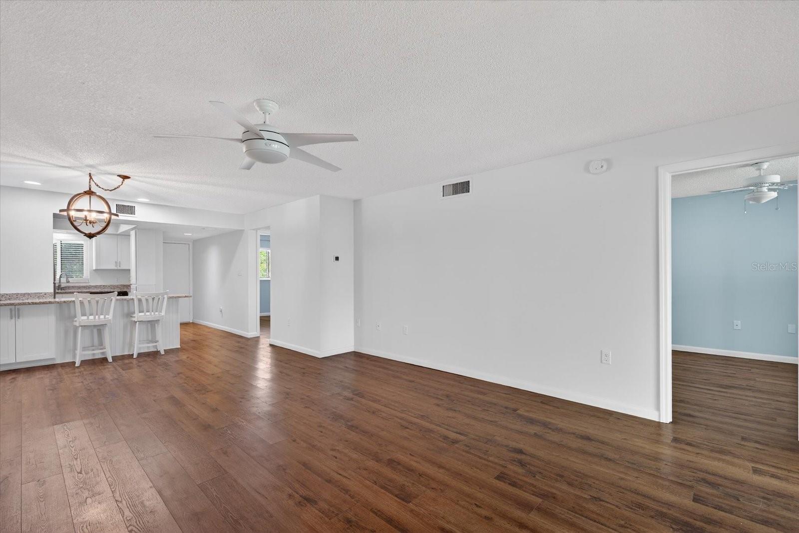 2522 CLUBHOUSE DR #204, SARASOTA, FL, 34232