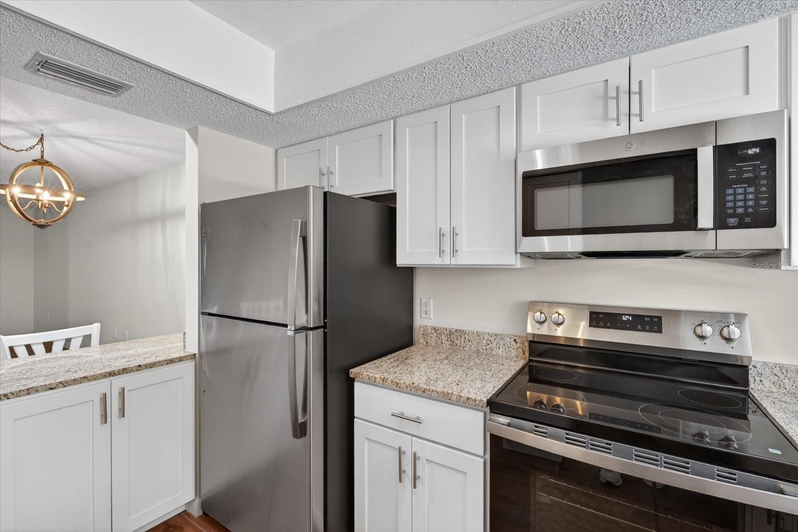 2522 CLUBHOUSE DR #204, SARASOTA, FL, 34232