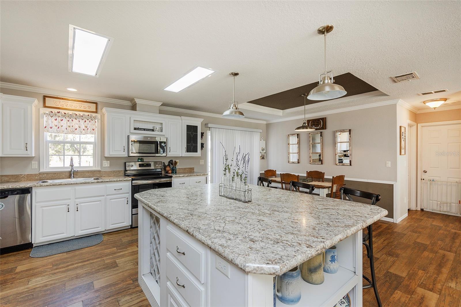 2100 E KICKLIGHTER RD, LAKE HELEN, FL, 32744