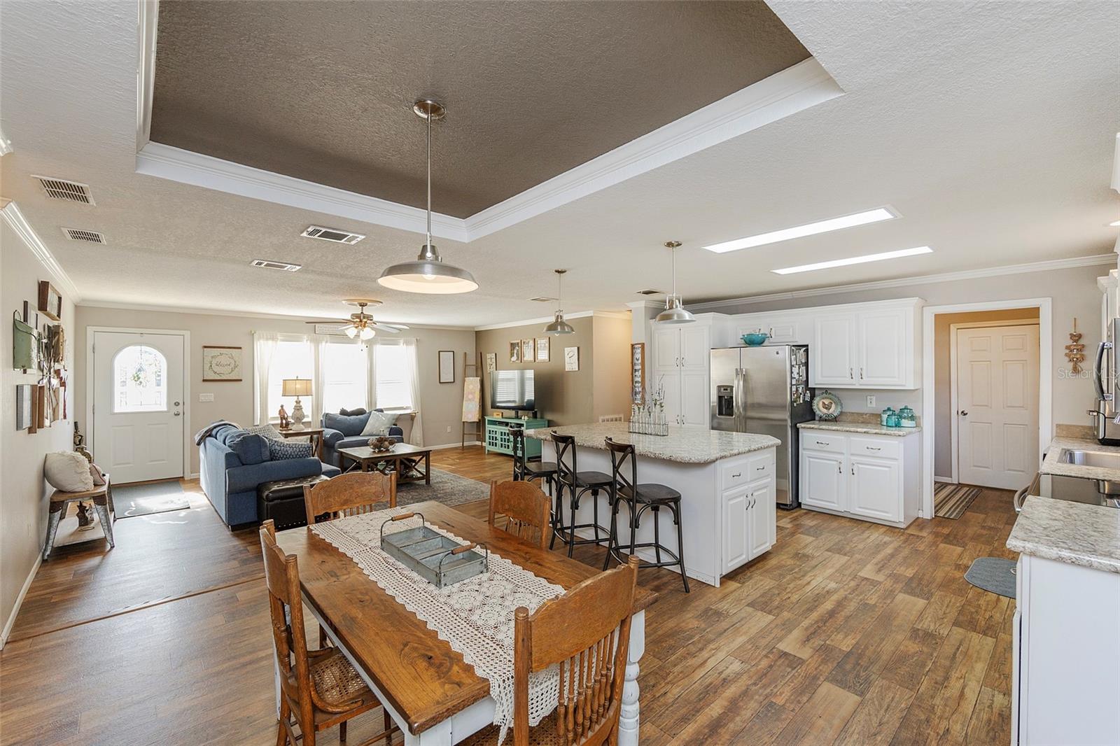 2100 E KICKLIGHTER RD, LAKE HELEN, FL, 32744