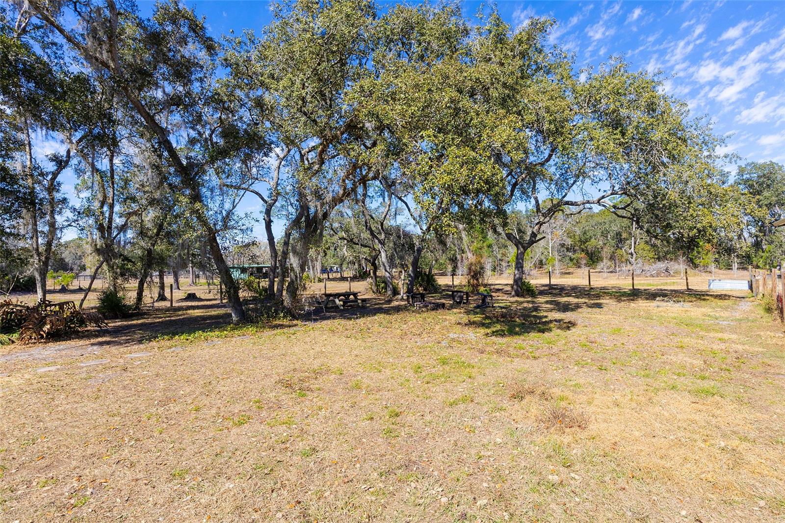 2100 E KICKLIGHTER RD, LAKE HELEN, FL, 32744