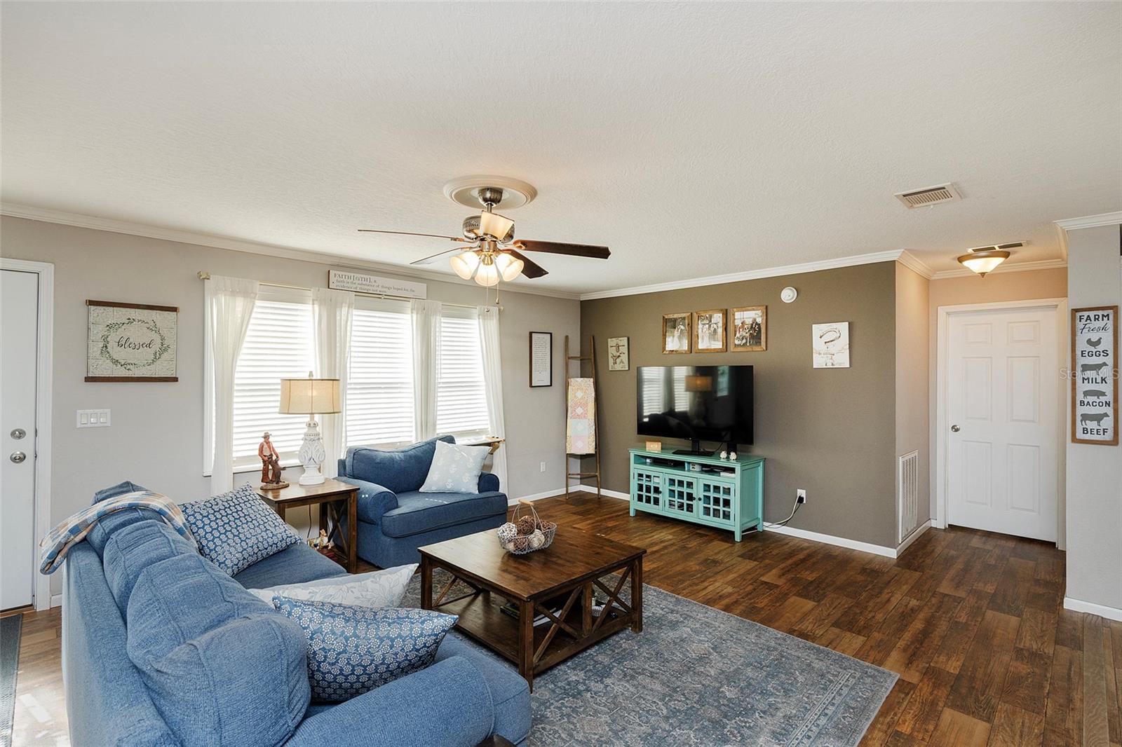 2100 E KICKLIGHTER RD, LAKE HELEN, FL, 32744