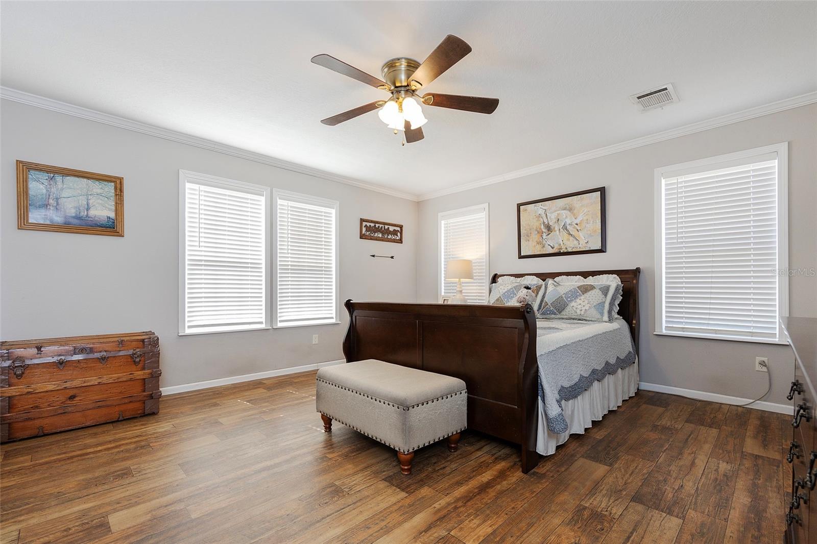 2100 E KICKLIGHTER RD, LAKE HELEN, FL, 32744