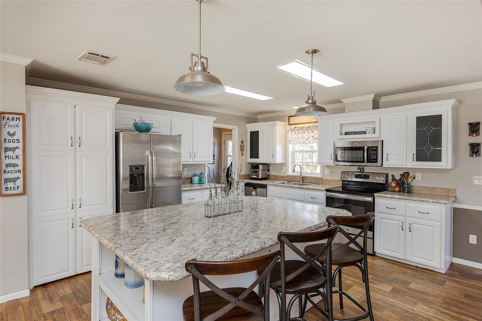 2100 E KICKLIGHTER RD, LAKE HELEN, FL, 32744