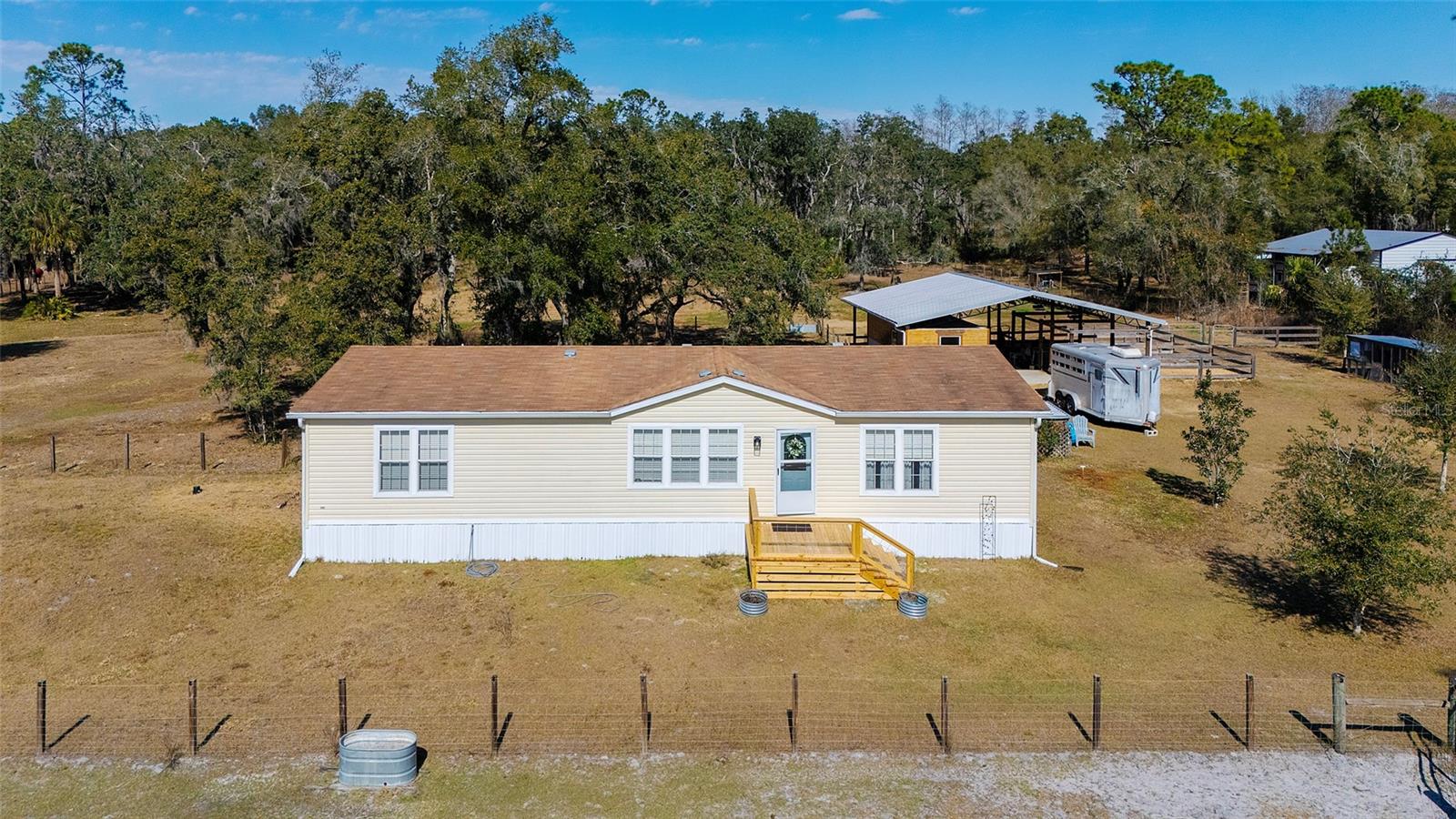 2100 E KICKLIGHTER RD, LAKE HELEN, FL, 32744