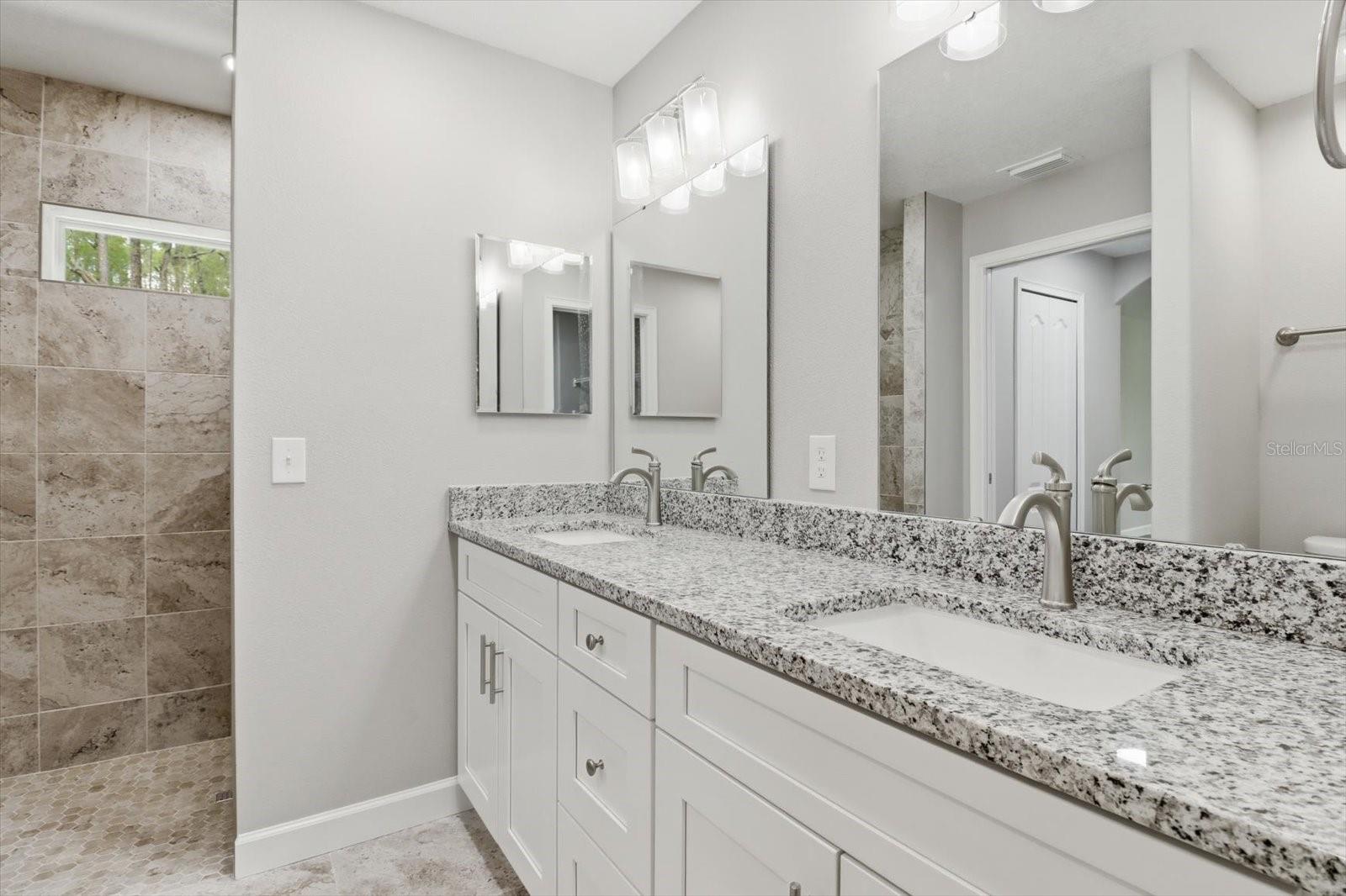 341 E MCFADDIN PL, DUNNELLON, FL, 34434