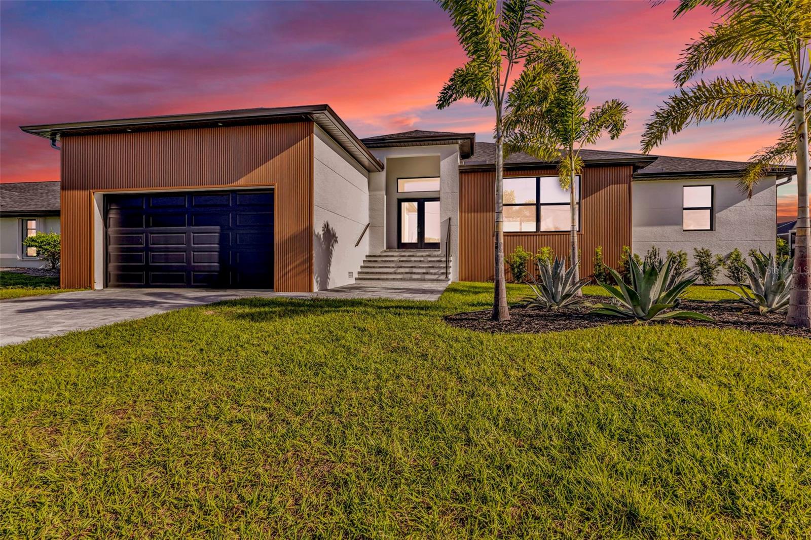 18514 ASHCROFT CIR, PORT CHARLOTTE, FL, 33948