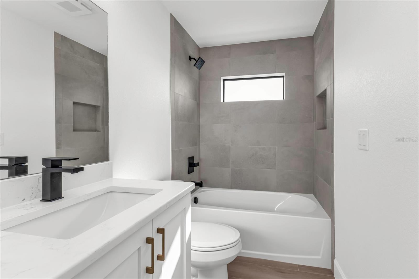 18514 ASHCROFT CIR, PORT CHARLOTTE, FL, 33948