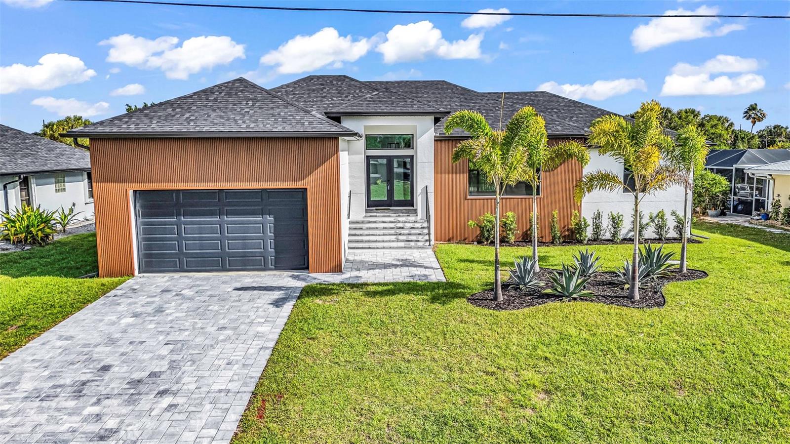 18514 ASHCROFT CIR, PORT CHARLOTTE, FL, 33948