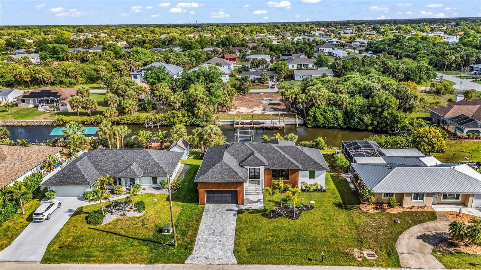 18514 ASHCROFT CIR, PORT CHARLOTTE, FL, 33948