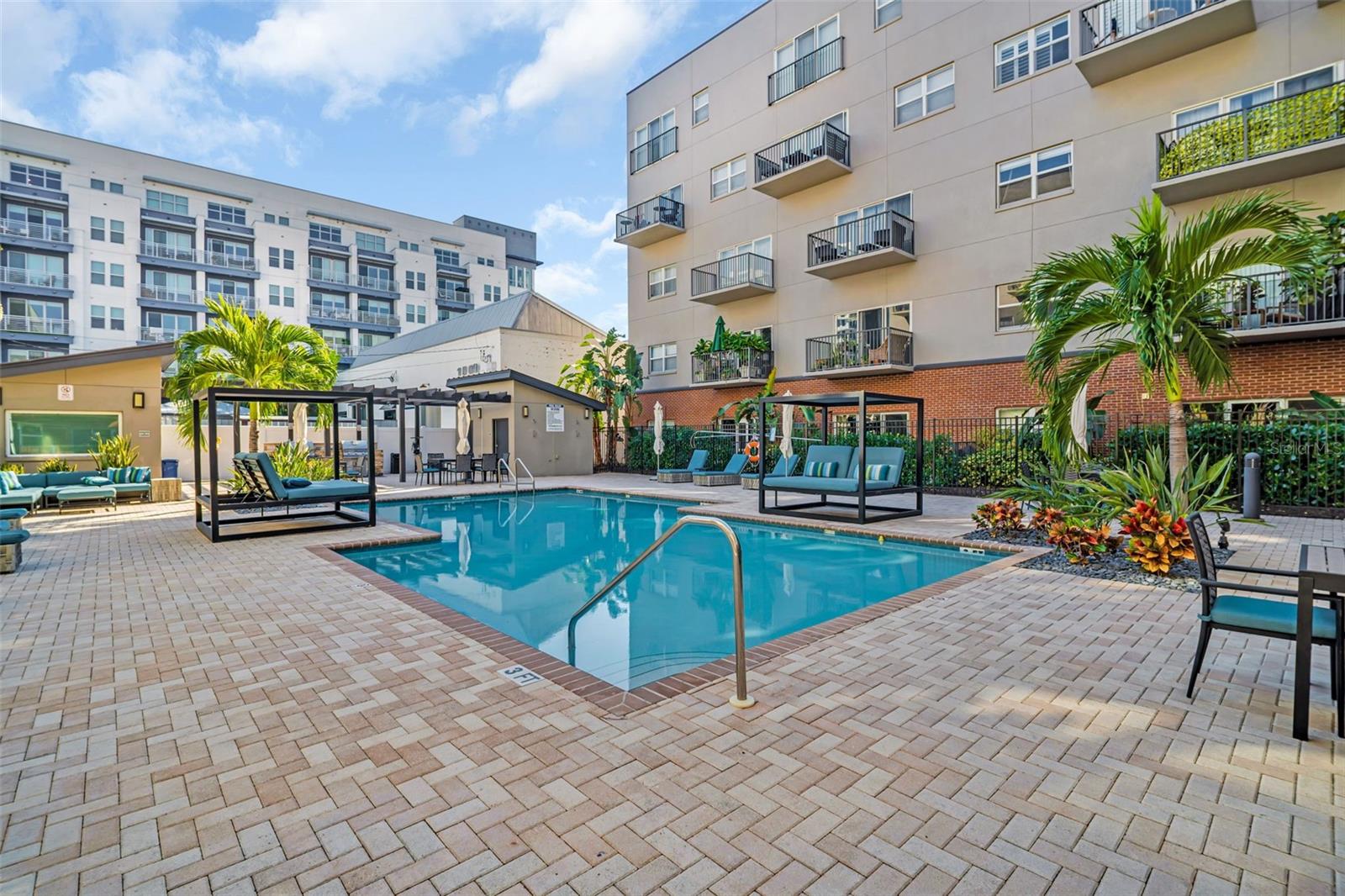 1010 CENTRAL AVE #417, ST PETERSBURG, FL, 33705