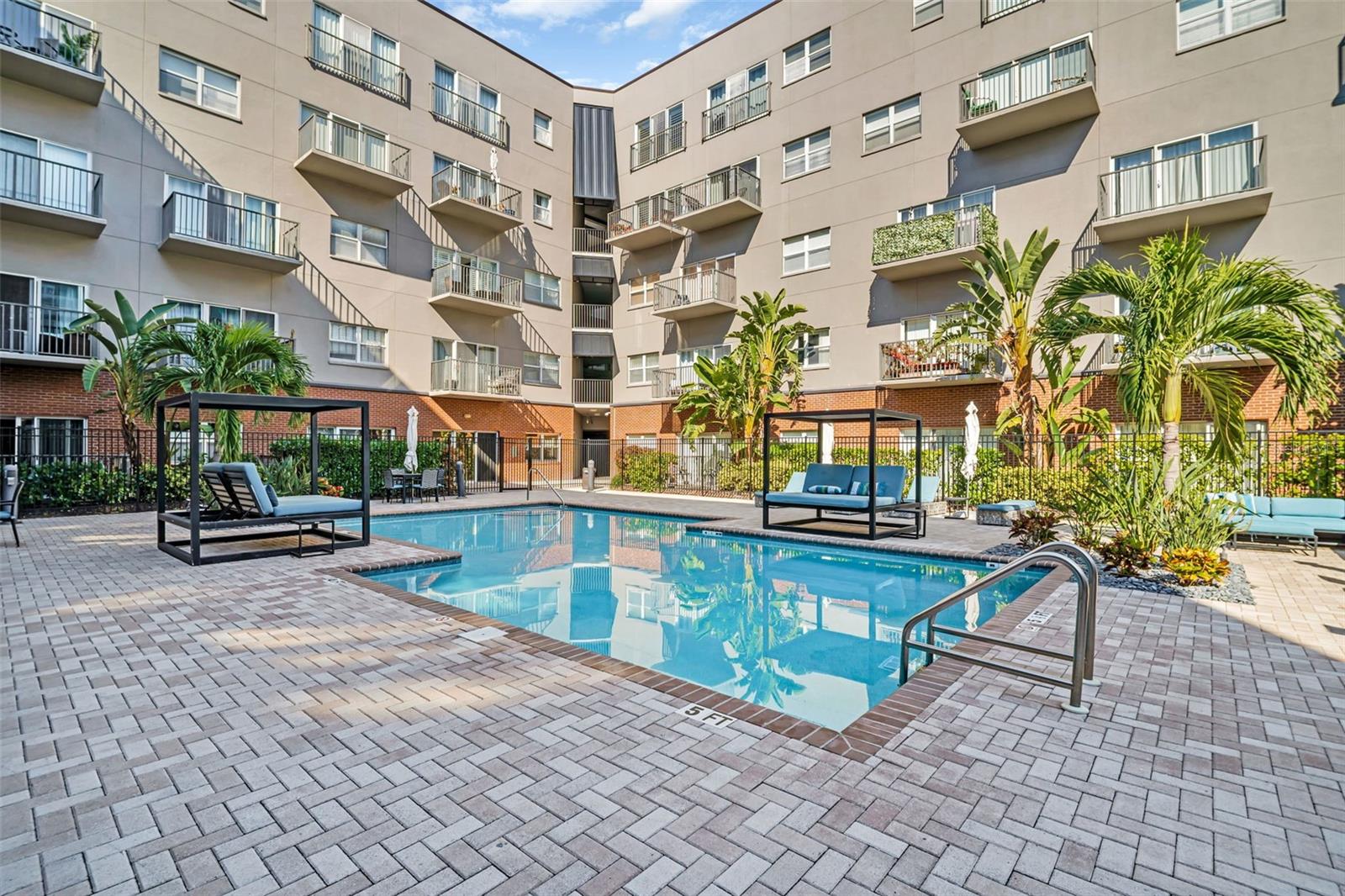 1010 CENTRAL AVE #417, ST PETERSBURG, FL, 33705