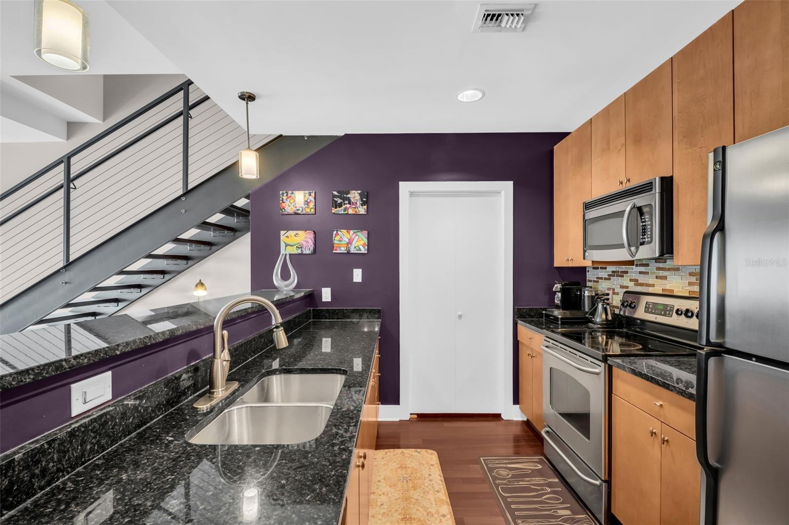 1010 CENTRAL AVE #417, ST PETERSBURG, FL, 33705