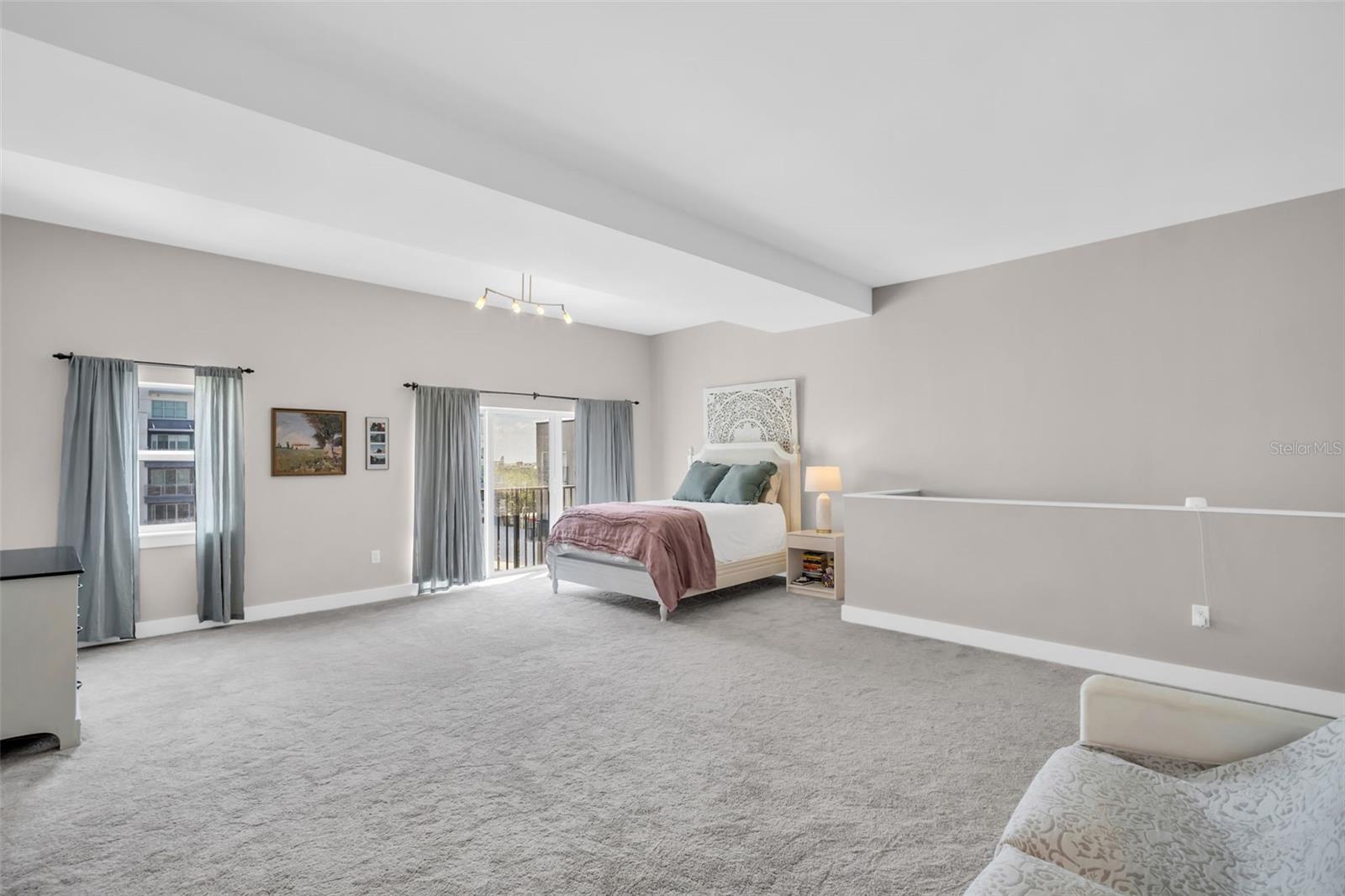 1010 CENTRAL AVE #417, ST PETERSBURG, FL, 33705