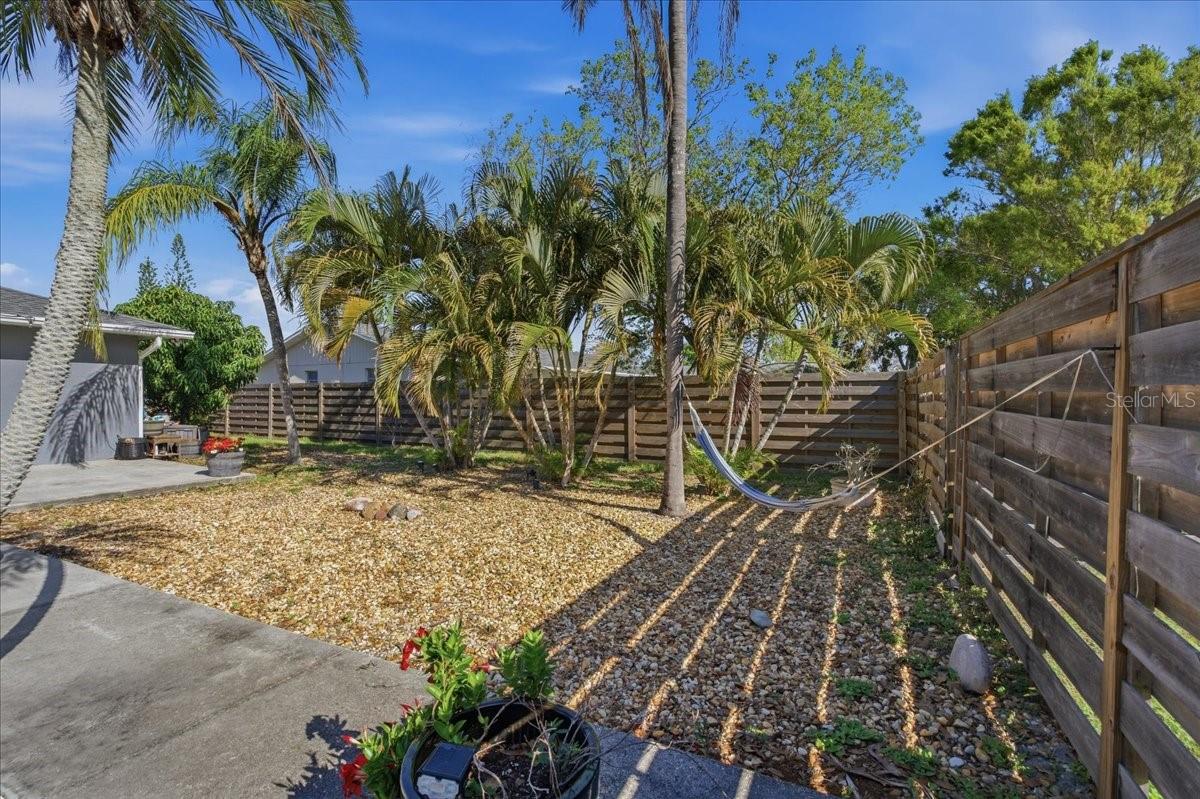 1467 GEORGETOWNE DR, SARASOTA, FL, 34232