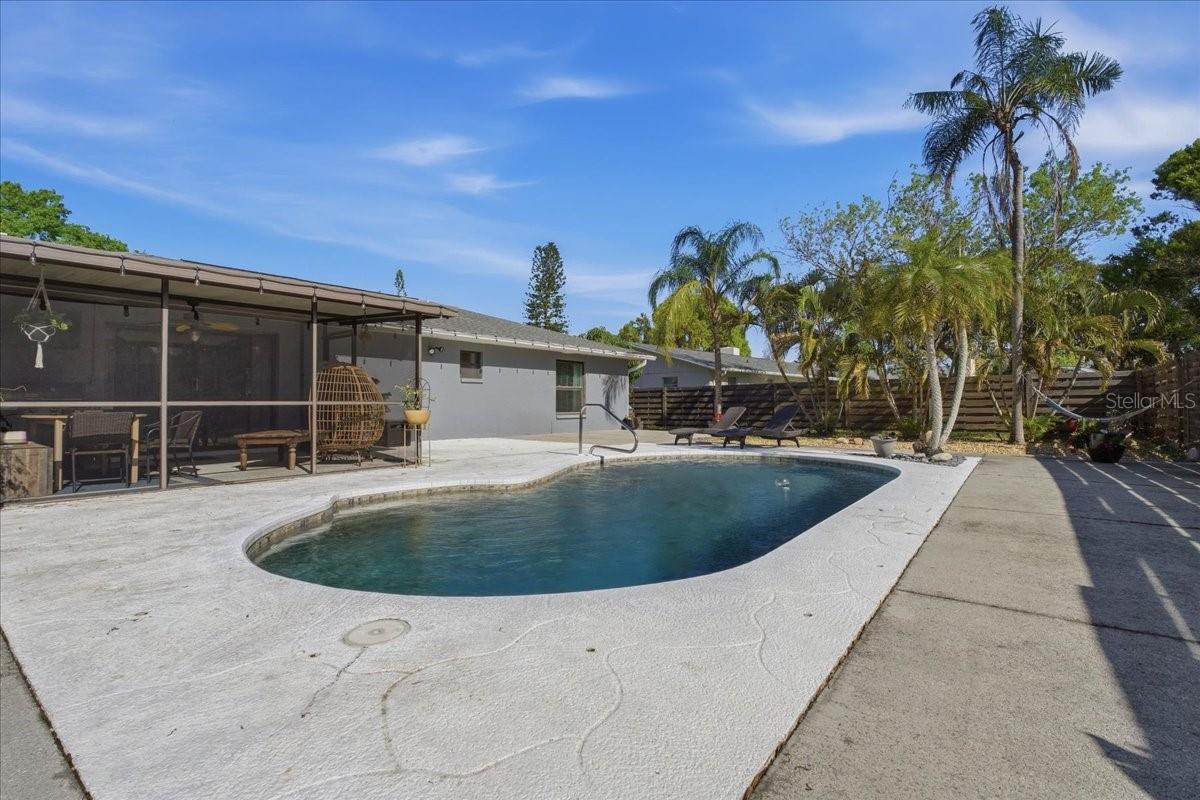 1467 GEORGETOWNE DR, SARASOTA, FL, 34232