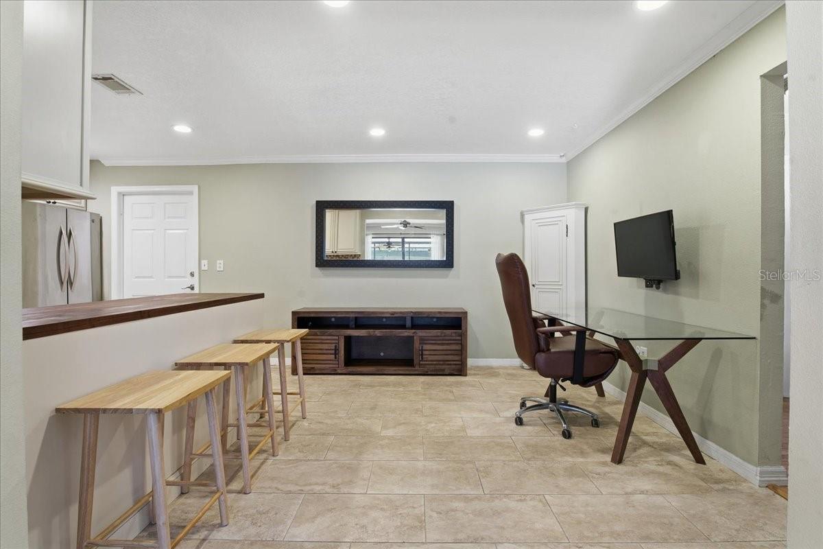 1467 GEORGETOWNE DR, SARASOTA, FL, 34232