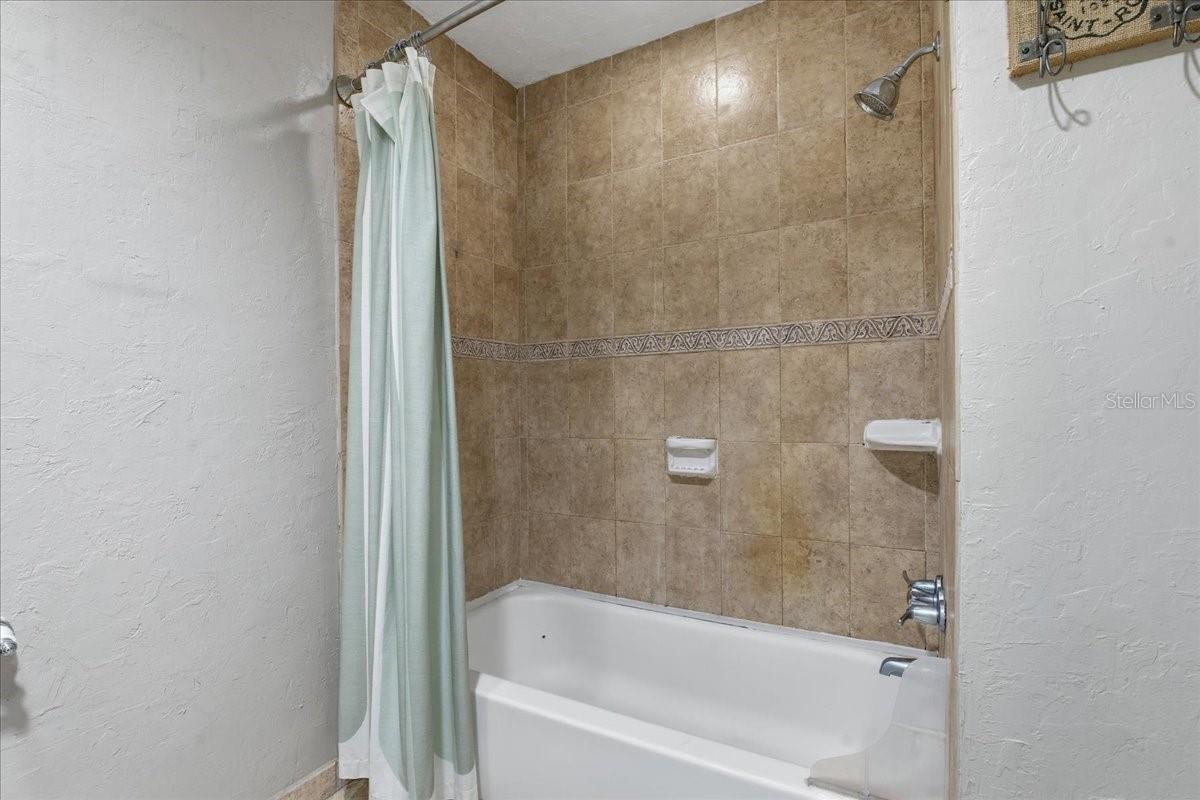 1467 GEORGETOWNE DR, SARASOTA, FL, 34232
