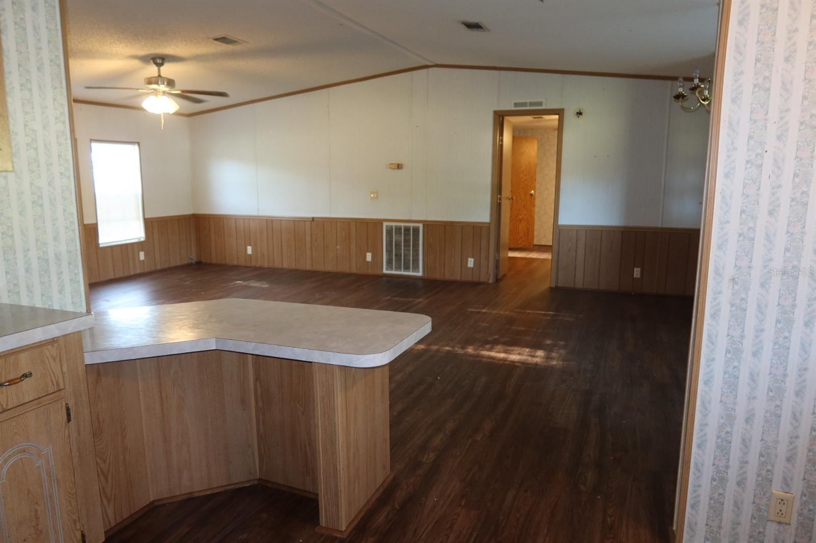 262 SW LYNNWOOD AVE, LAKE CITY, FL, 32024